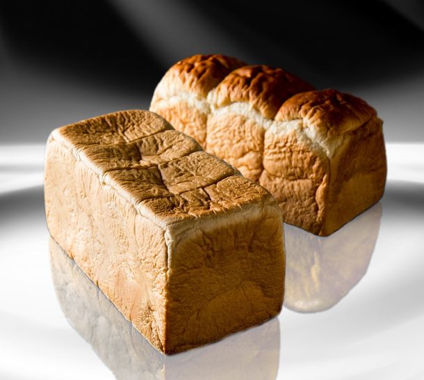 ホシヤマ珈琲店で高級食パンの進化系・最高級「生」食パンと「焼」食パンの販売開始！