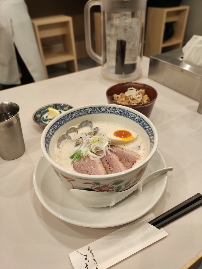 魚介鶏白湯そば＋肉生姜めし